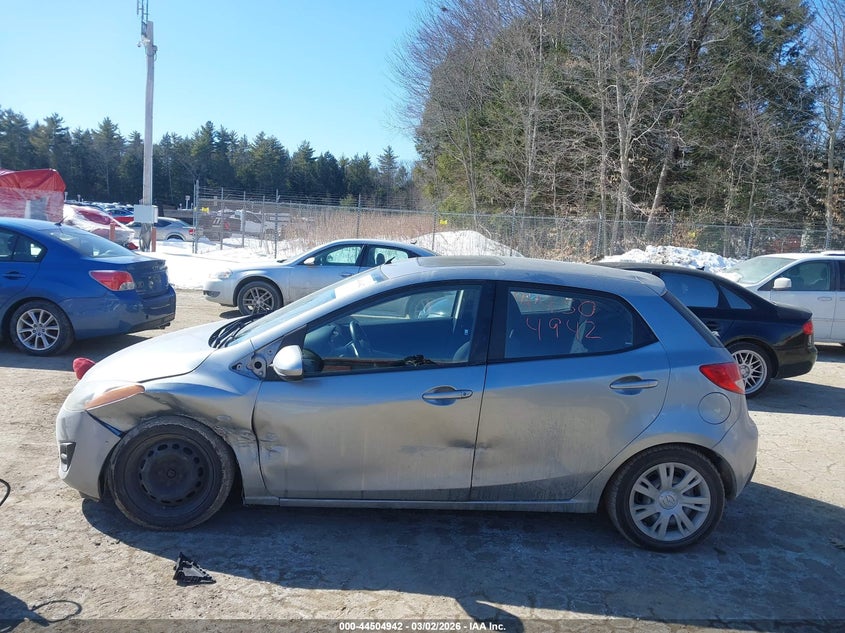 2011 Mazda Mazda2 Sport VIN: JM1DE1HZ1B0128293 Lot: 44504942