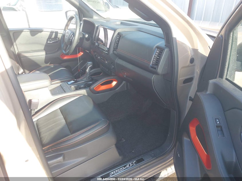 2023 Nissan Frontier Pro-4X 4X4