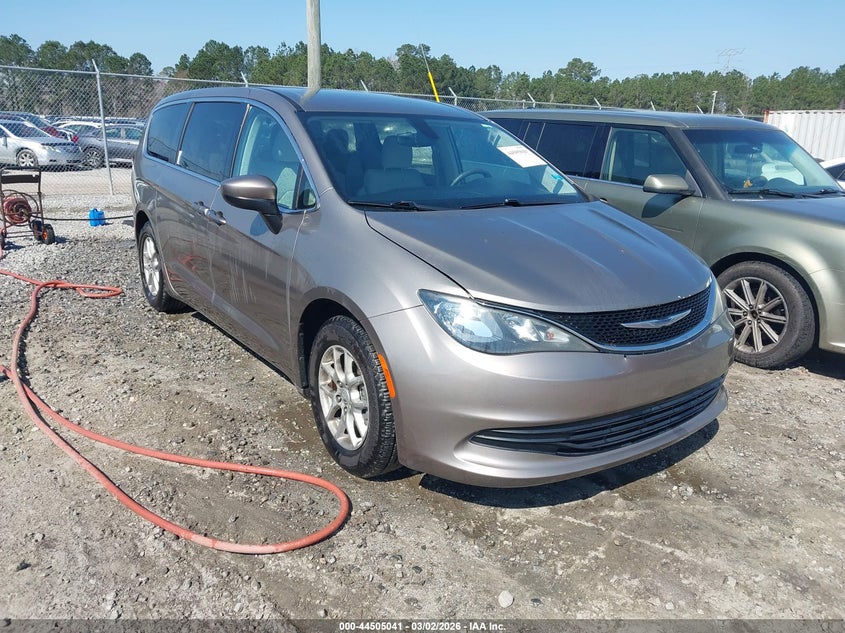 2017 Chrysler Pacifica Touring