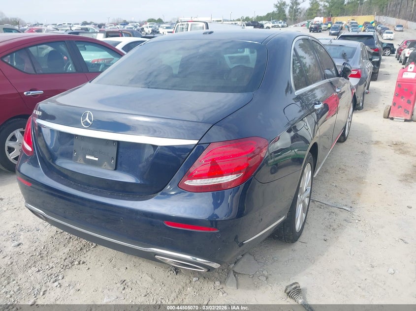 2017 Mercedes-Benz E 300