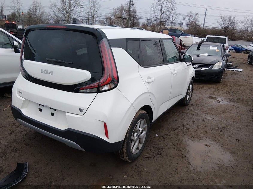 2024 Kia Soul Lx