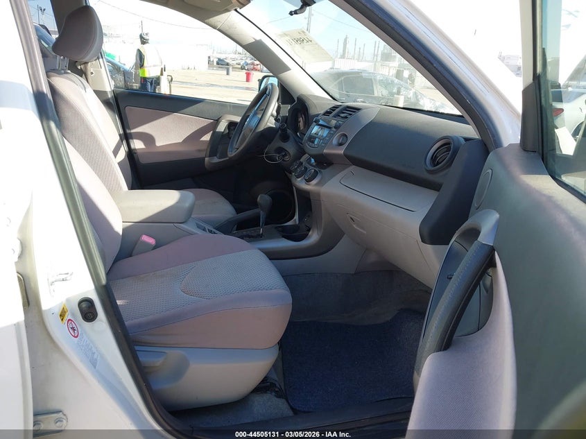 2006 Toyota Rav4 Base V6