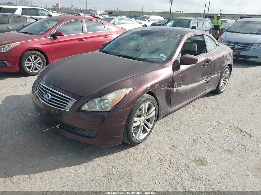 2009 Infiniti G37