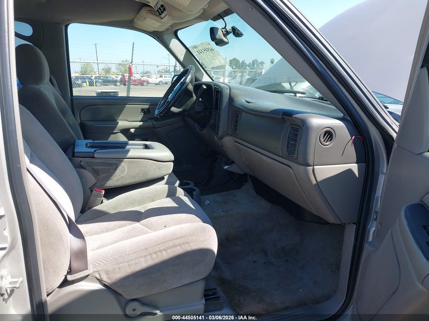 2004 Chevrolet Tahoe Ls