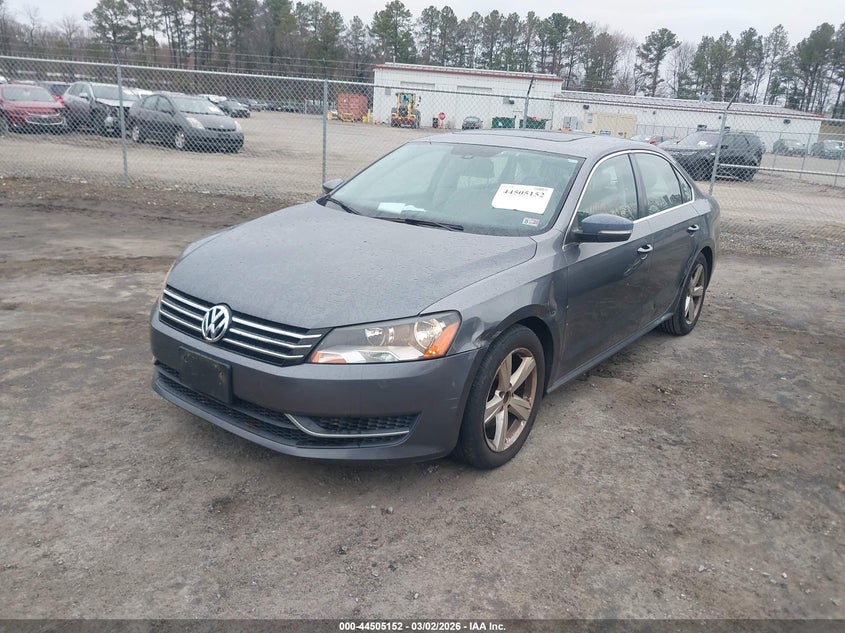 2012 Volkswagen Passat 2.5L Se