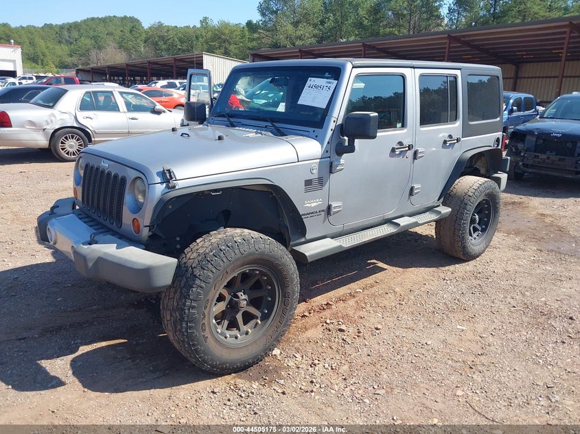 2013 Jeep Wrangler Unlimited Sahara