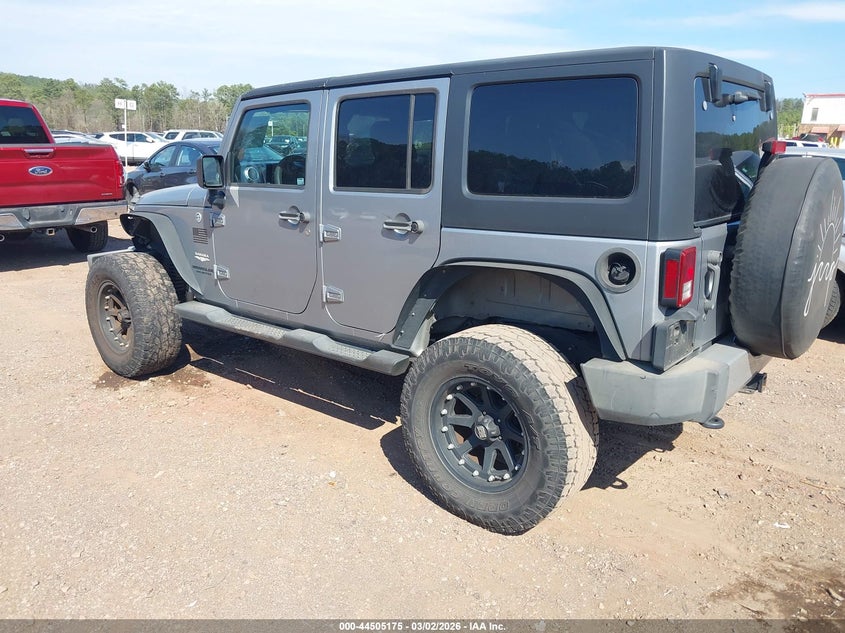 2013 Jeep Wrangler Unlimited Sahara