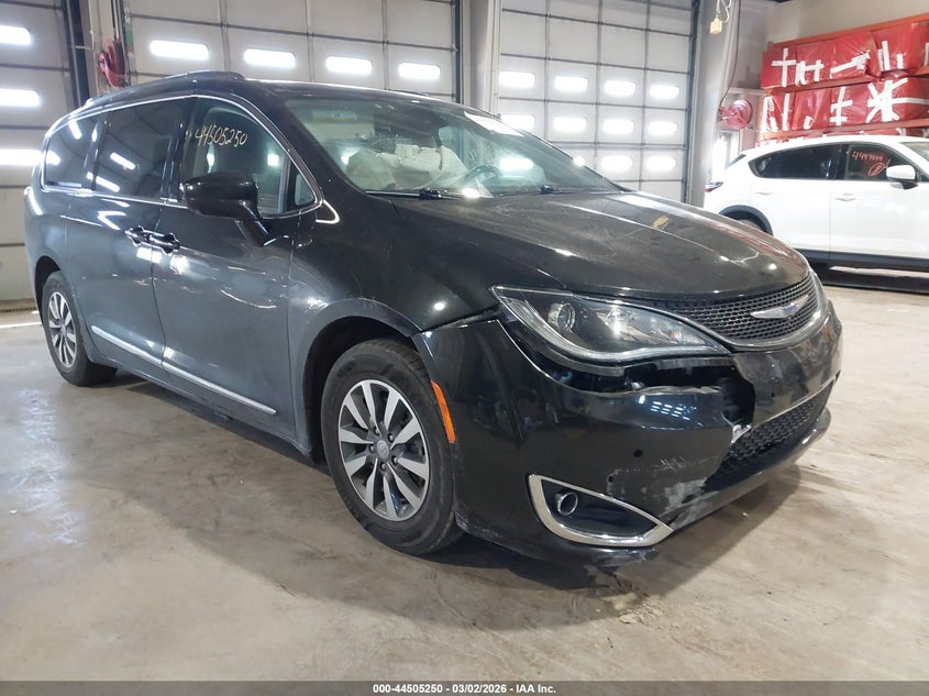 2020 Chrysler Pacifica Touring L Plus