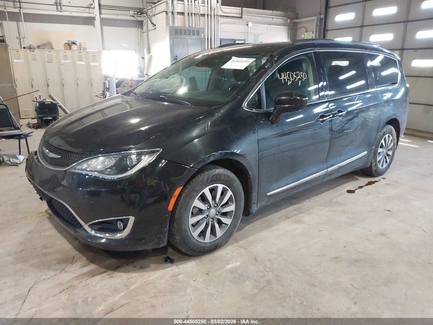 2020 Chrysler Pacifica Touring L Plus