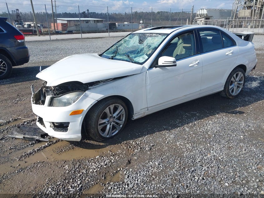 2013 Mercedes-Benz C 300 Luxury 4Matic/Sport 4Matic