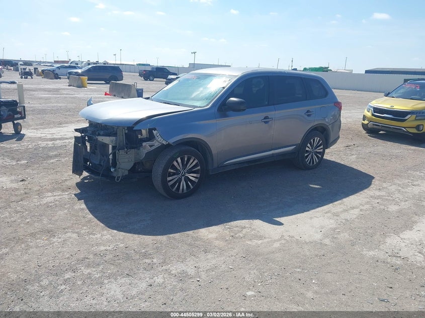 2019 Mitsubishi Outlander Es