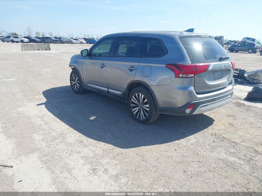 2019 Mitsubishi Outlander Es