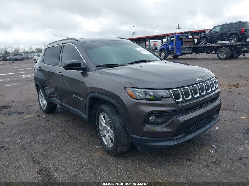 2022 Jeep Compass Latitude Fwd