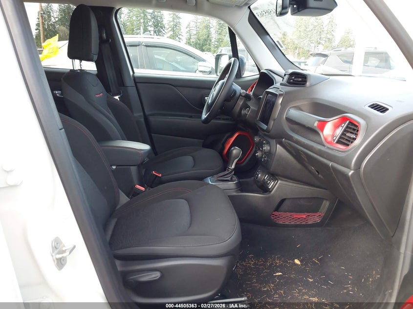 2023 Jeep Renegade Trailhawk 4X4