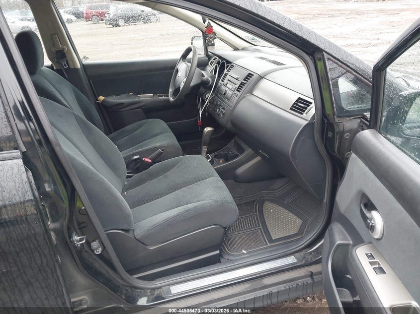 2011 Nissan Versa 1.8S