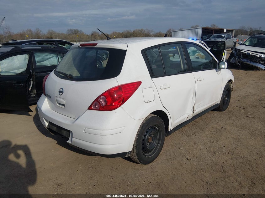 2012 Nissan Versa 1.8 S