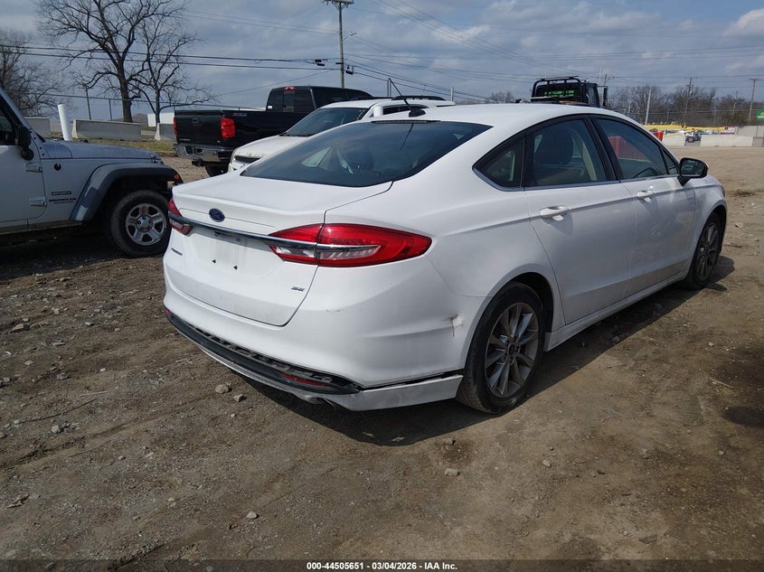 2017 Ford Fusion Se