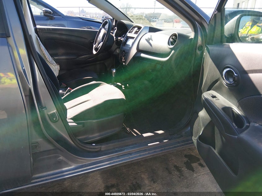 2019 Nissan Versa 1.6 Sv