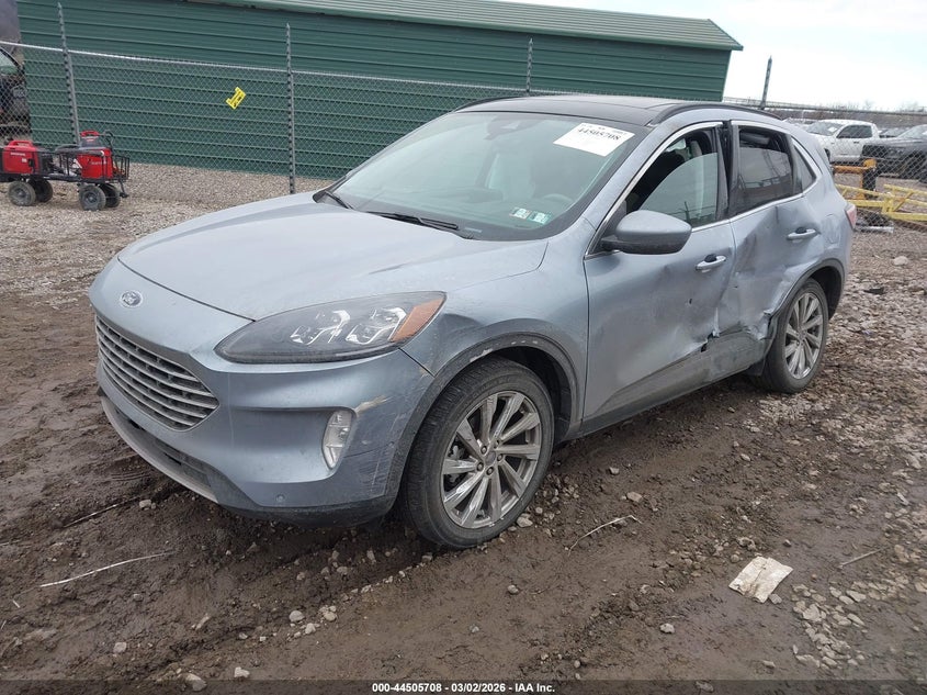 2022 Ford Escape Titanium