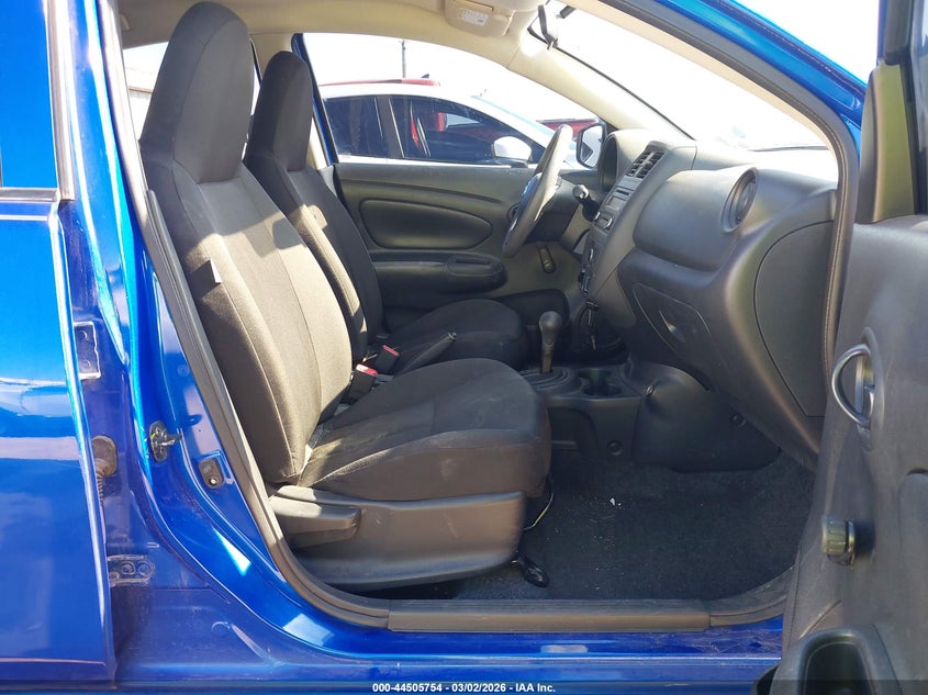 2017 Nissan Versa 1.6 S+