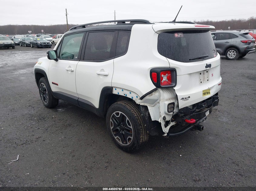 2017 Jeep Renegade Trailhawk 4X4