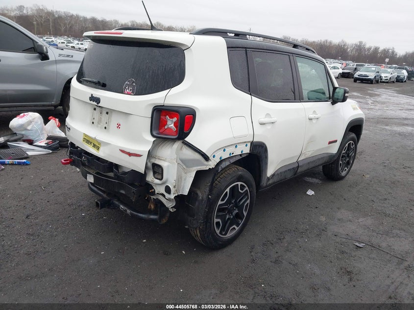 2017 Jeep Renegade Trailhawk 4X4