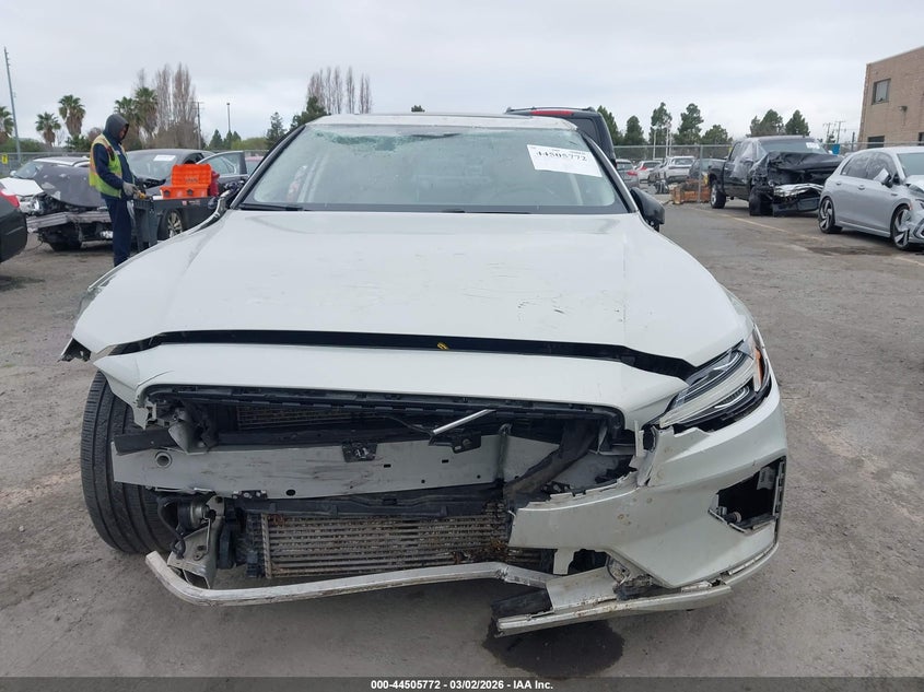 2021 Volvo S60 T5 Momentum VIN: 7JR102TZ8MG126745 Lot: 44505772