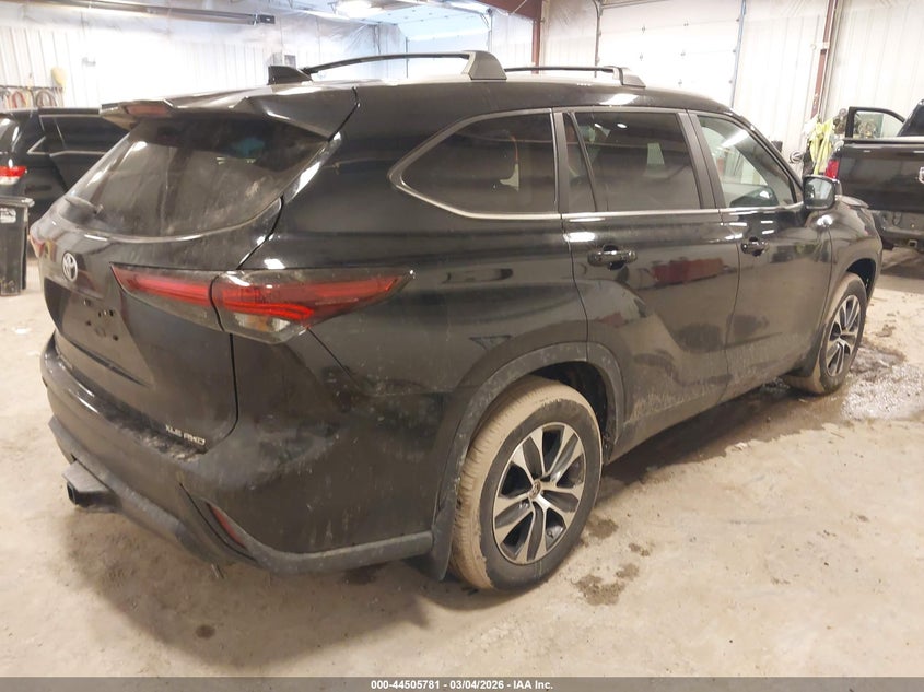 2024 Toyota Highlander Xle