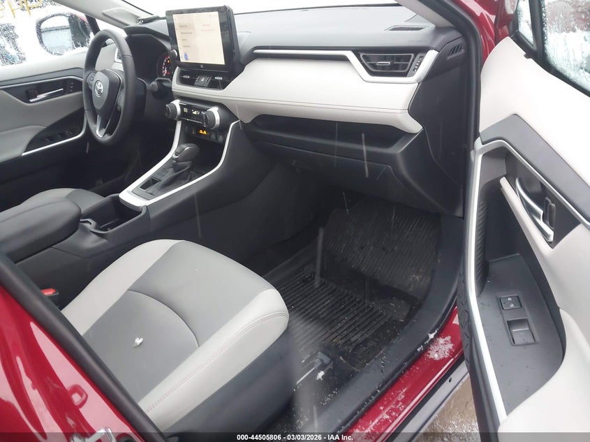 2025 Toyota Rav4 Xle Premium