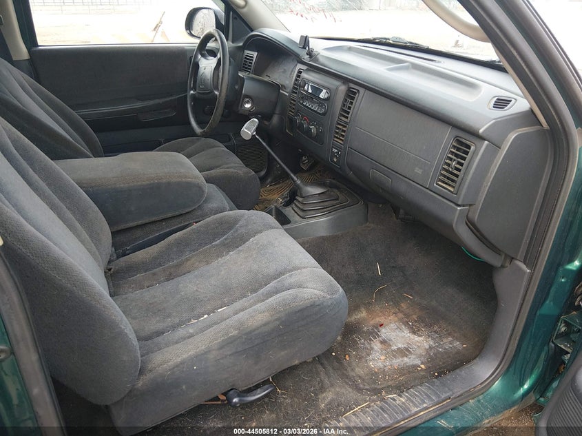 2003 Dodge Dakota Slt