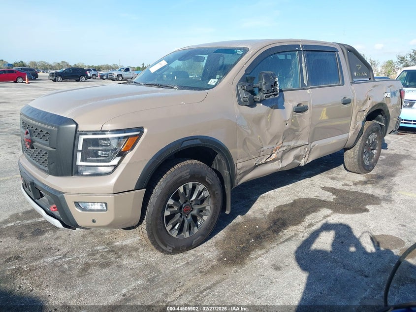 2024 Nissan Titan Pro-4X 4X4