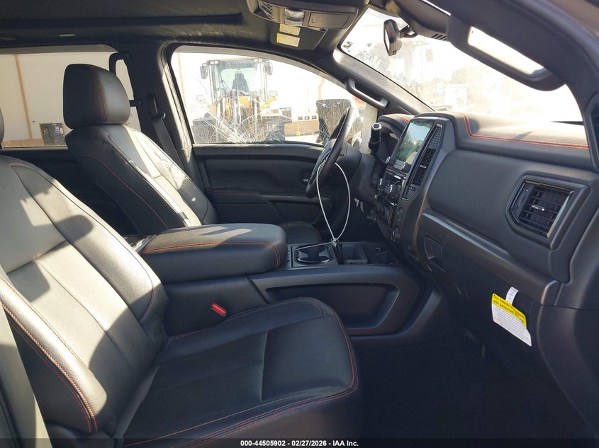 2024 Nissan Titan Pro-4X 4X4