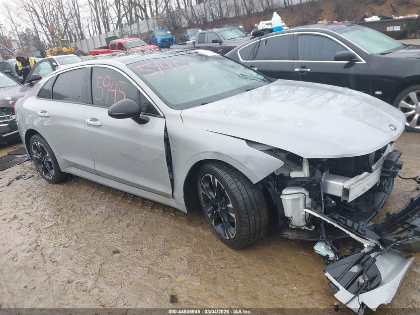 2021 KIA K5 GT-LINE