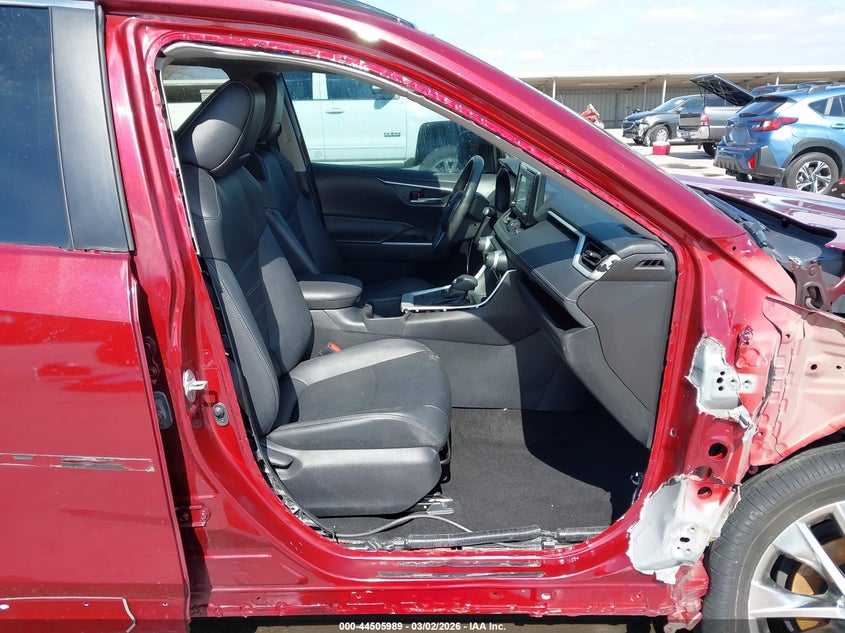 2022 Toyota Rav4 Xle Premium