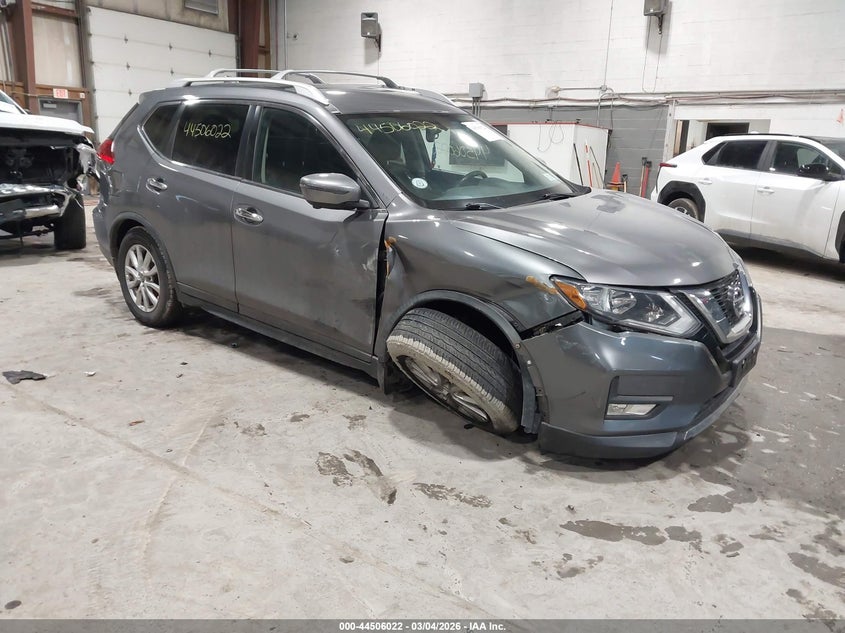 2017 Nissan Rogue Sv