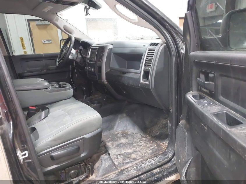 2018 Ram 2500 Tradesman 4X4 6'4 Box