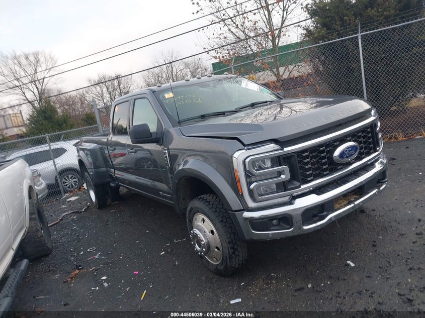 1FT8W4DT7PEC85631 FORD F-450 Photo 1