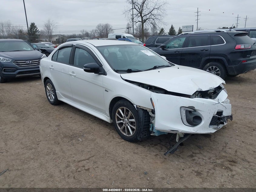 2016 Mitsubishi Lancer Es