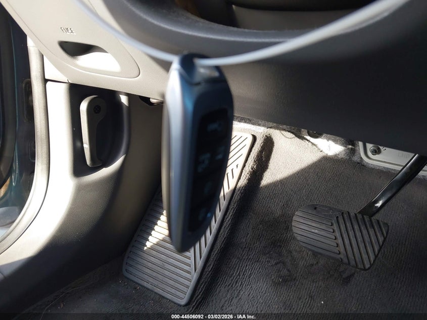 VIN KM8KM4AB5PU146591 2023 HYUNDAI IONIQ 5 SE STANDARD RANGE