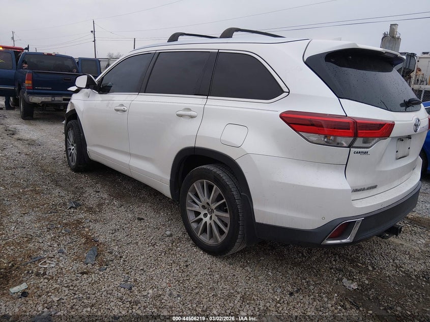2017 Toyota Highlander Limited Platinum