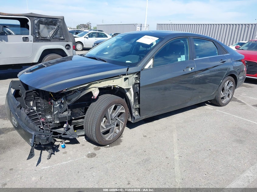 2025 Hyundai Elantra Sel Convenience