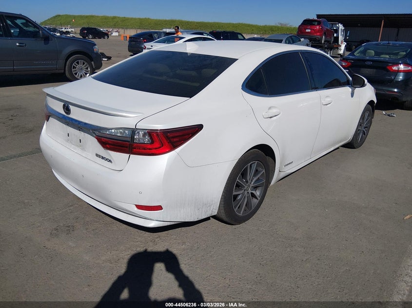 2017 Lexus Es 300H