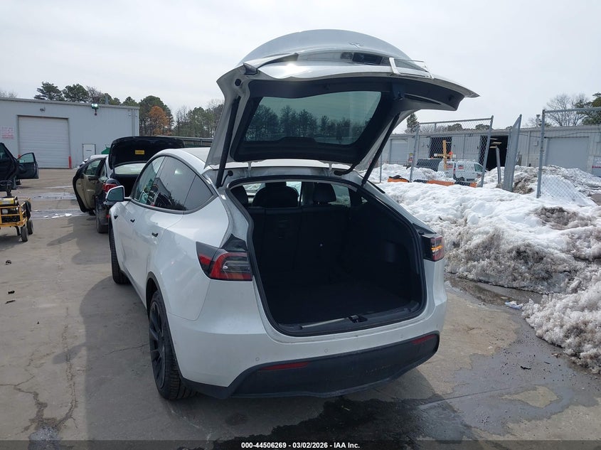 2021 Tesla Model Y Standard Range Rear-Wheel Drive
