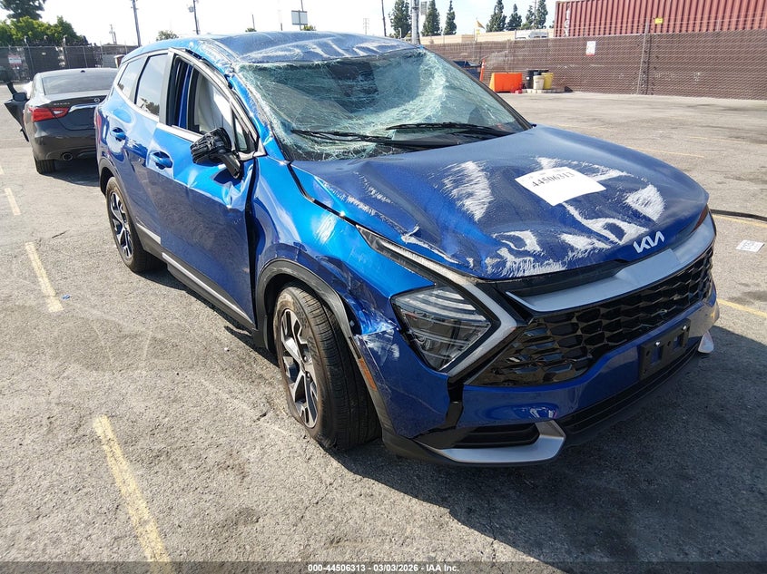 2025 Kia Sportage Ex