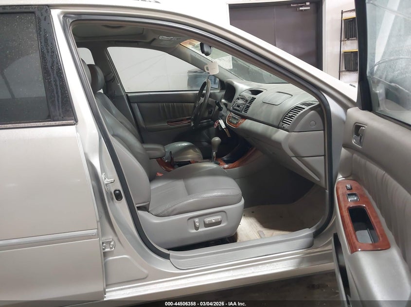 2004 Toyota Camry Xle