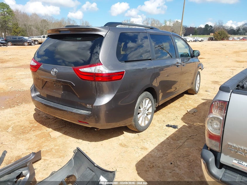 2016 Toyota Sienna Xle 7 Passenger