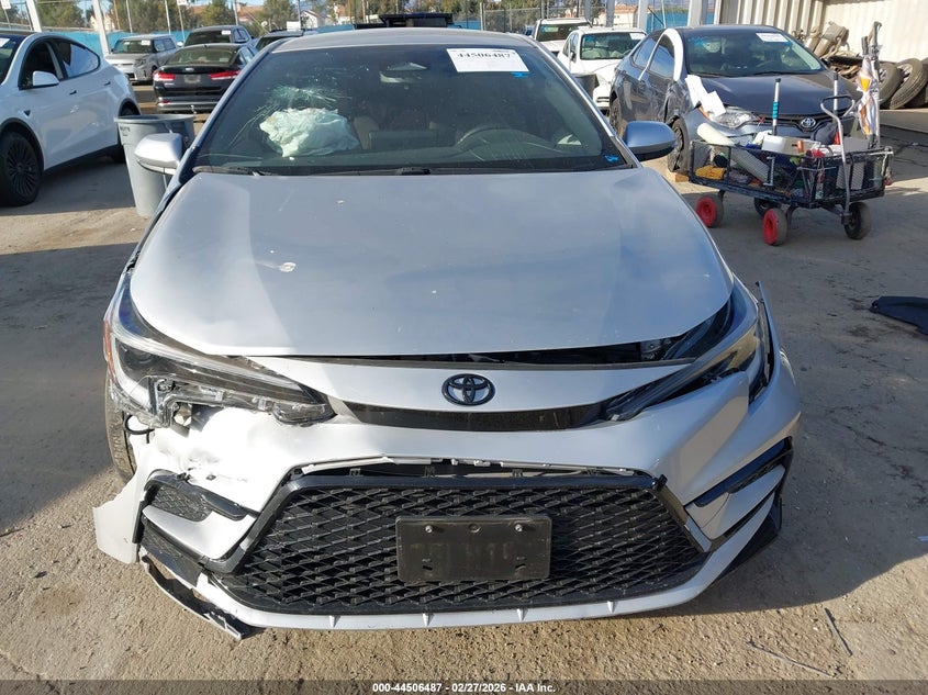 VIN JTDS4MCE9PJ100601 2023 TOYOTA COROLLA SE