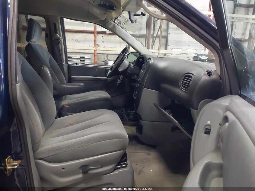 2005 Dodge Grand Caravan Sxt