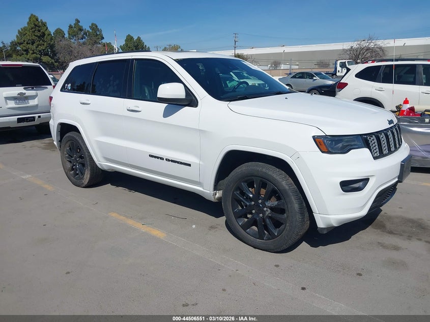2020 Jeep Grand Cherokee Altitude 4X2