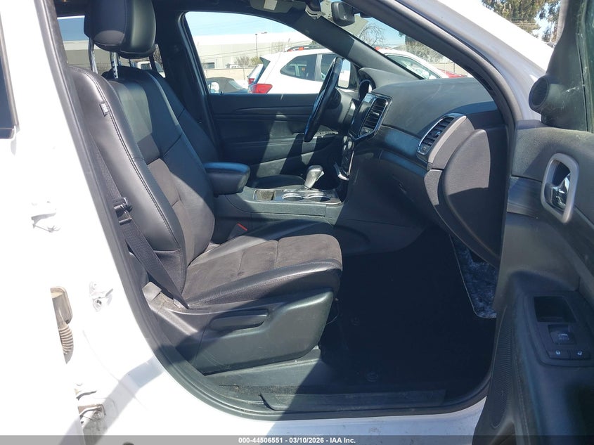 2020 Jeep Grand Cherokee Altitude 4X2